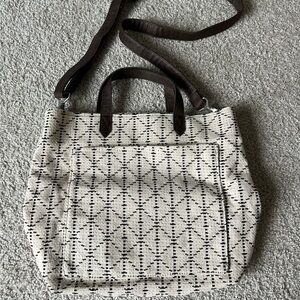 Thirty-One Woven Cream & Black Pattern Tote with Brown Handles